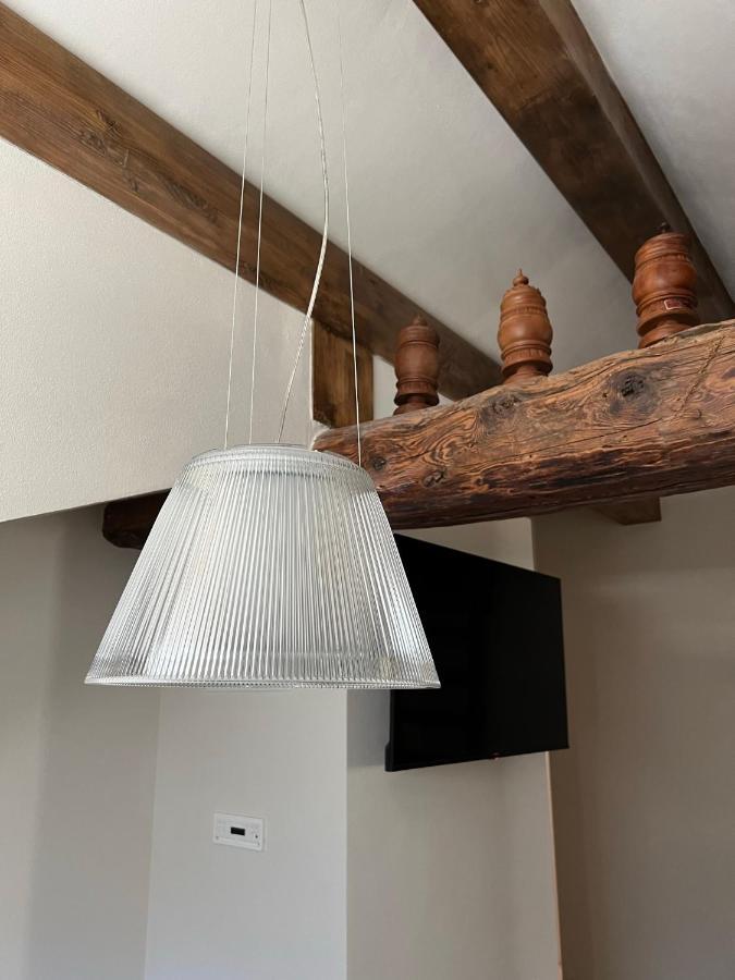 Belabri - Central Charme&Comfort -Mansarde E Appartamento Aosta Luaran gambar